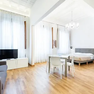 https://emanueles-house.it-tuscanyhotel.com