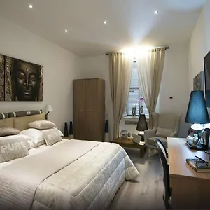 2* Pensión Relais Colonna
